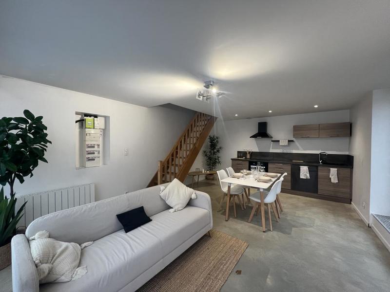 Appartement - 64 m² - 4 pièces