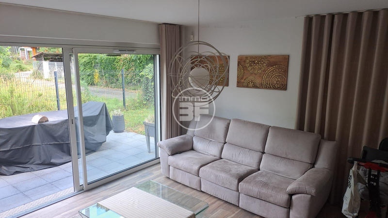 Appartement - 90 m² - 4 pièces