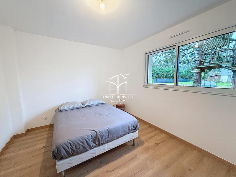 Maison - 137 m² - 6 pièces