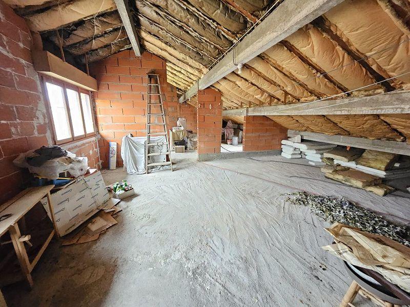 Maison traditionnelle - 300 m² - 10 pièces