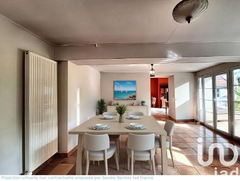 Maison - 137 m² - 6 pièces