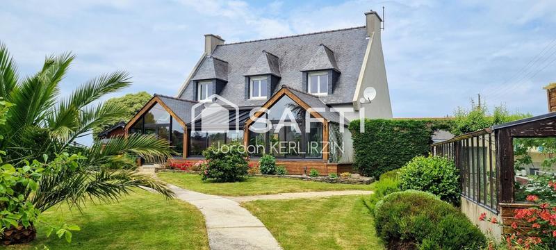 Maison - 283 m² - 13 pièces