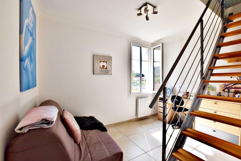 Maison - 163 m² - 6 pièces