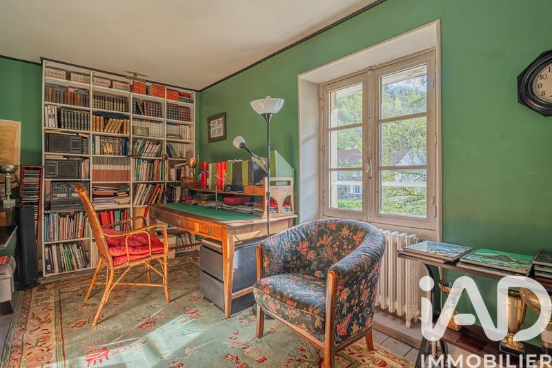 Maison - 231 m² - 10 pièces