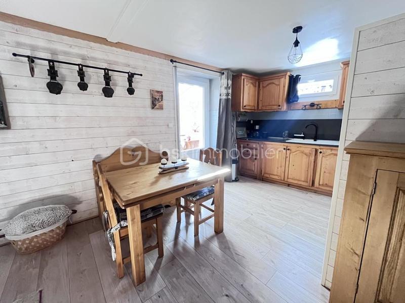 Appartement - 83 m² - 5 pièces