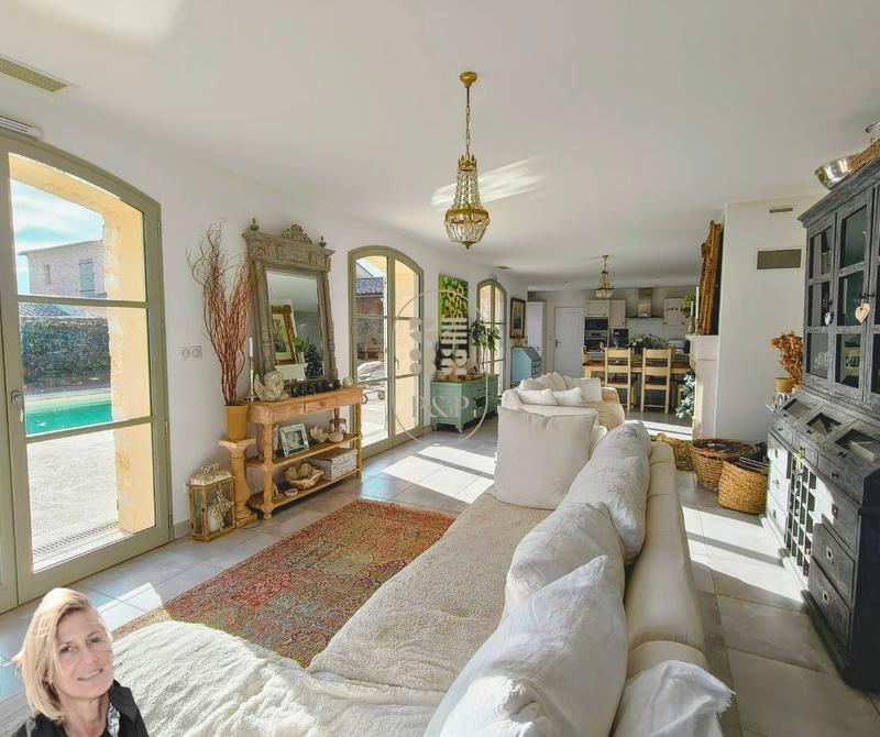 Maison - 165 m² - 5 pièces