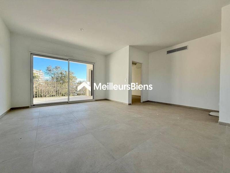 Appartement - 68 m² - 2 pièces