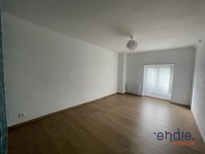 Maison - 194 m² - 6 pièces