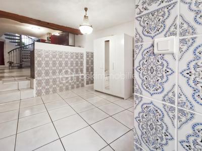 Maison de village - 135 m² - 8 pièces