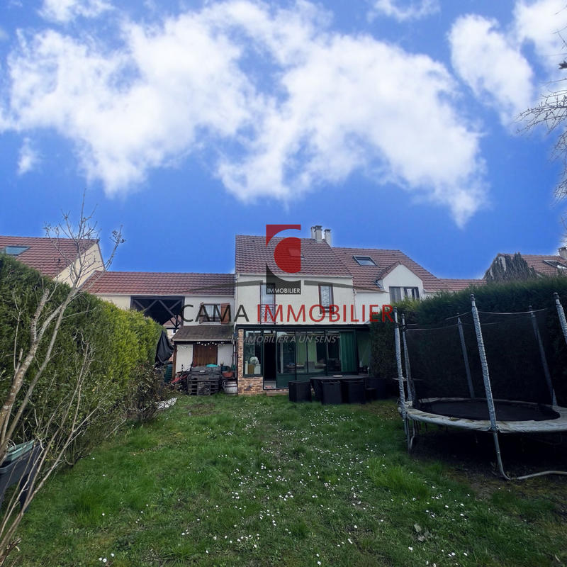 Maison - 145 m² - 6 pièces