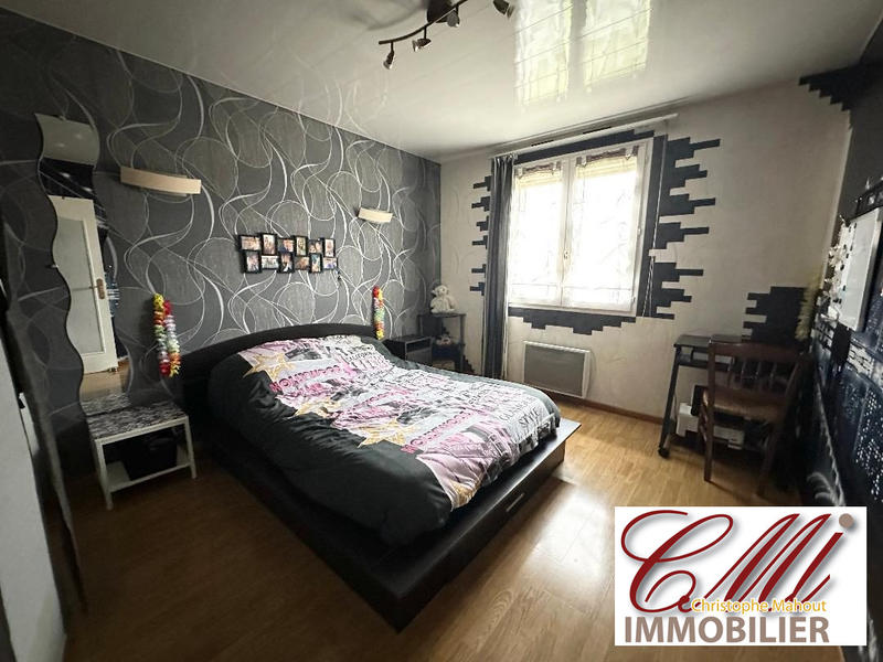 Maison - 93 m² - 4 pièces