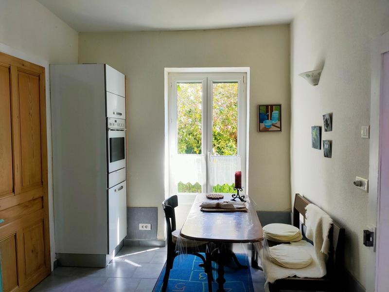 Maison - 241 m² - 8 pièces