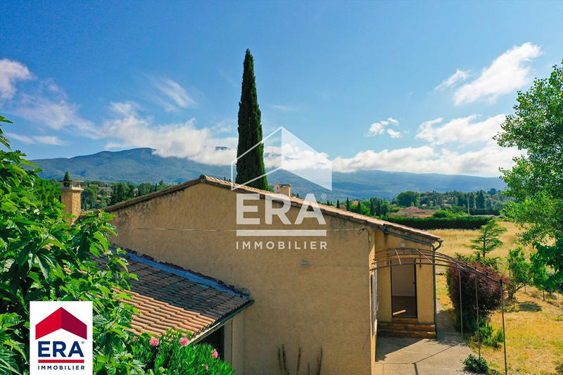 Maison - 94 m² - 5 pièces