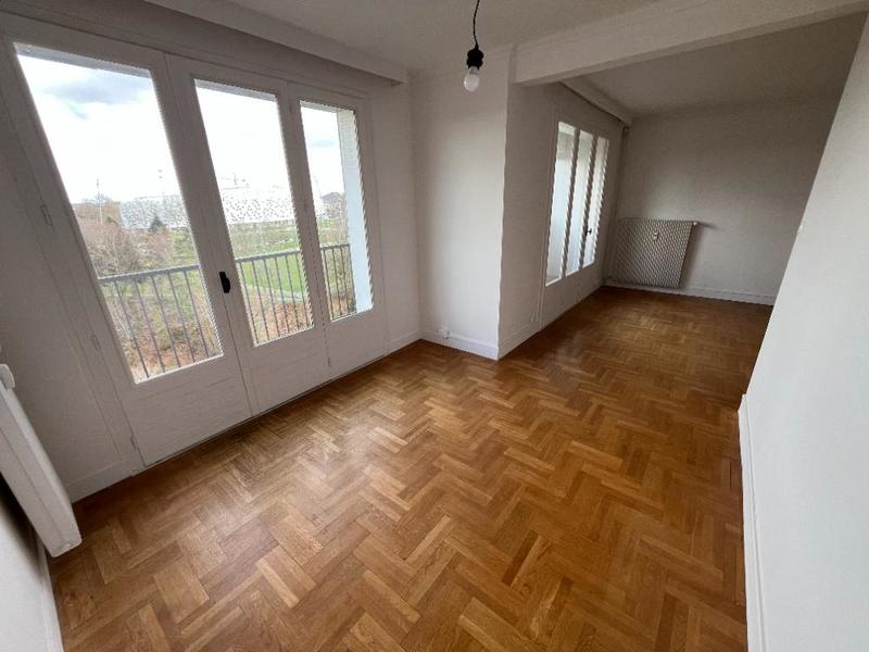 Appartement - 80 m² - 3 pièces