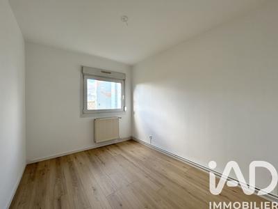 Appartement - 82 m² - 5 pièces