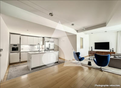 Maison - 217 m² - 7 pièces