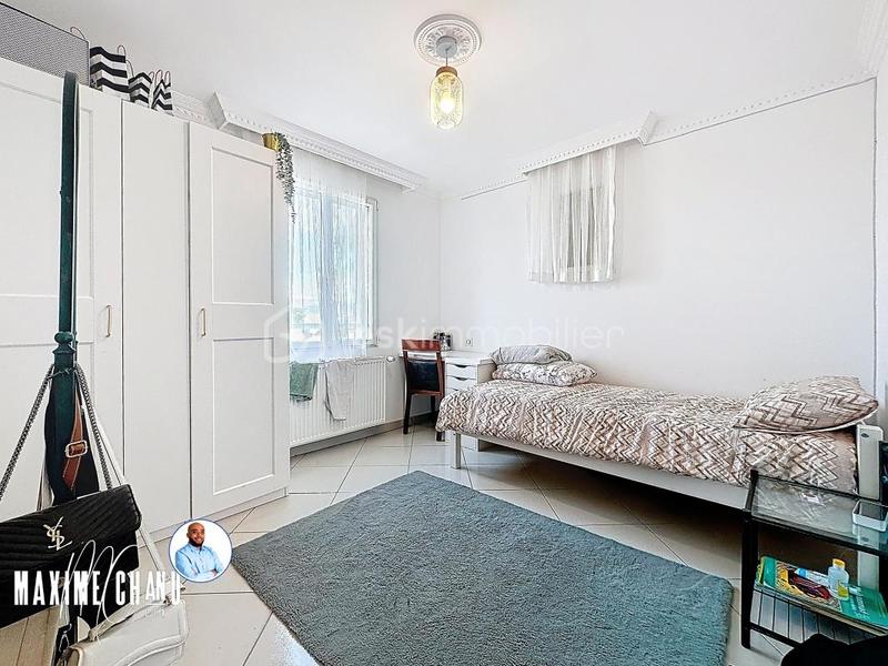 Villa - 155 m² - 5 pièces