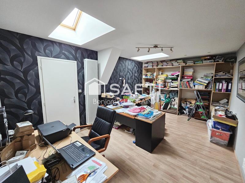 Maison - 263 m² - 9 pièces