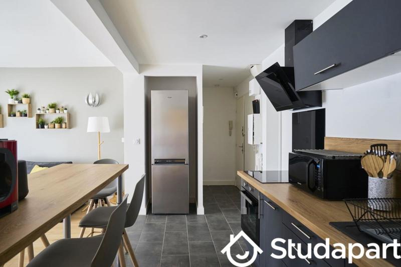 Chambre - 10 m² - 1 pièce