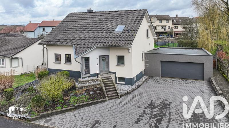 Maison de maîtres - 118 m² - 6 pièces