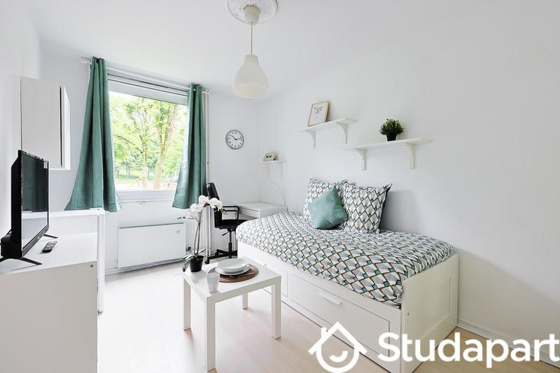 Chambre - 10 m² - 1 pièce