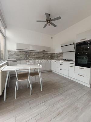 Maison de ville - 190 m² - 6 pièces