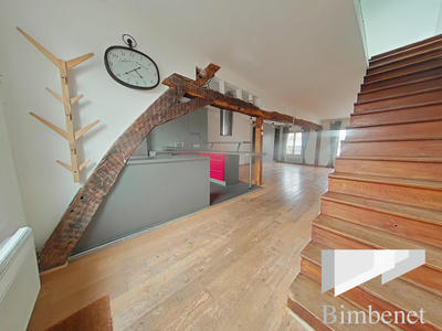 Appartement - 80 m² - 3 pièces