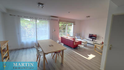 Appartement - 79 m² - 3 pièces