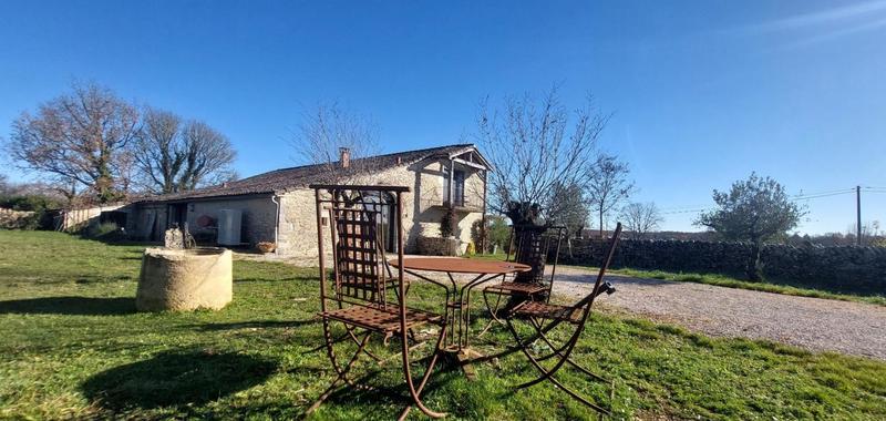 Propriété - 260 m² - 6 pièces