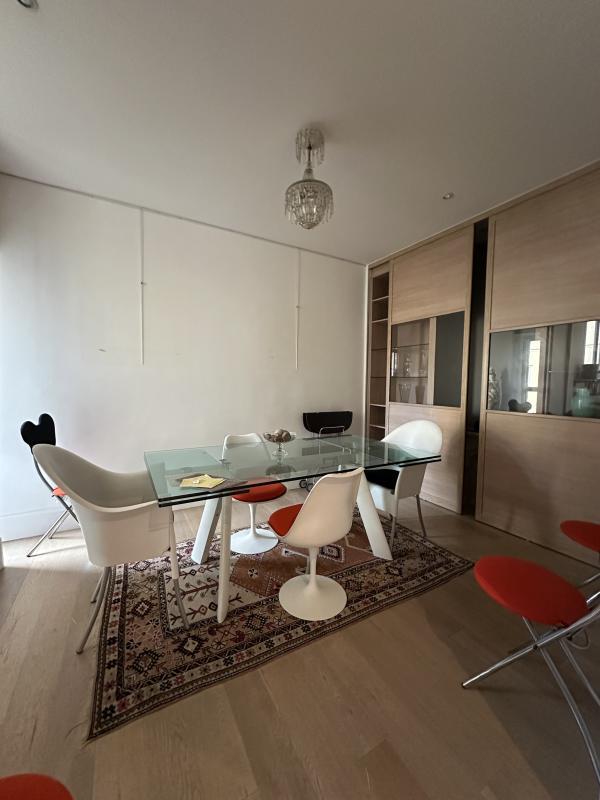 Appartement - 144 m² - 4 pièces