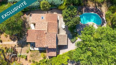 Maison - 103 m² - 5 pièces