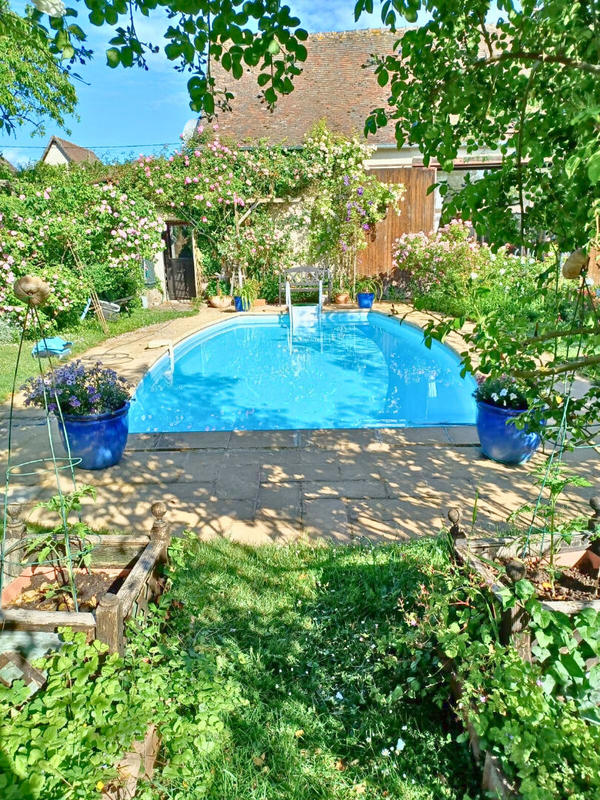 Maison - 232 m² - 8 pièces