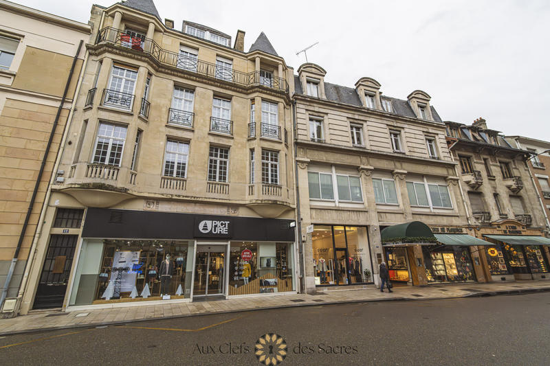 Appartement - 118 m² - 5 pièces