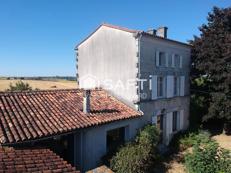 Maison - 138 m² - 6 pièces