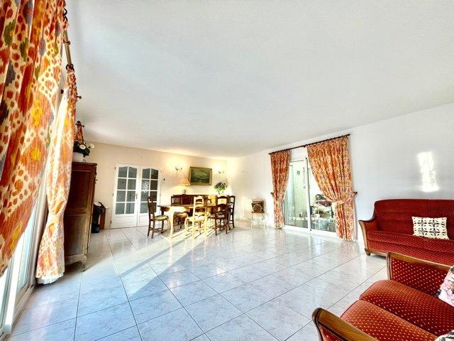 Maison d'architecte - 144 m² - 4 pièces