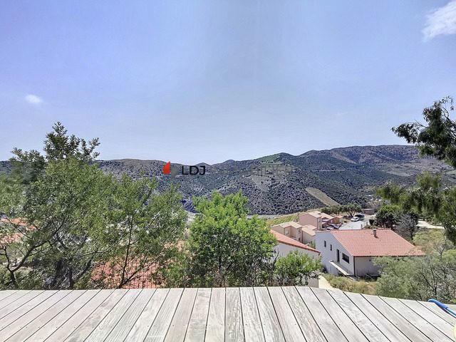 Villa - 378 m² - 10 pièces