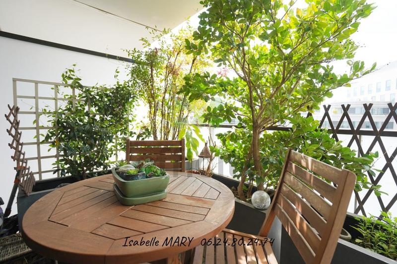 Appartement - 90 m² - 3 pièces