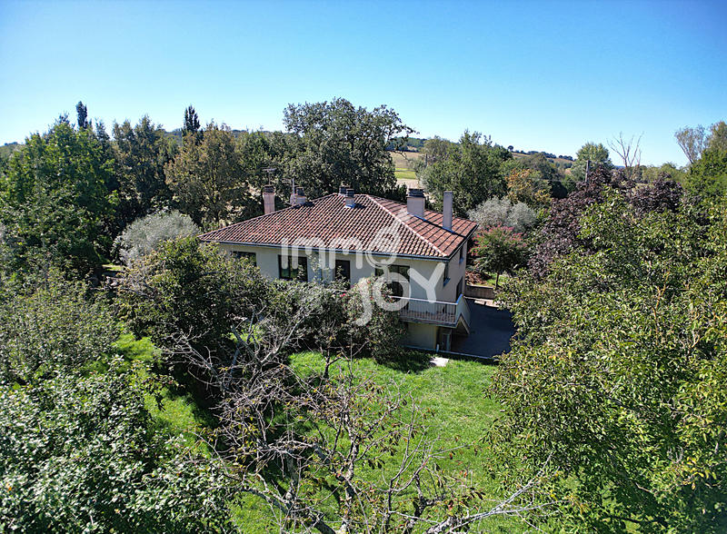 Maison - 127 m² - 6 pièces