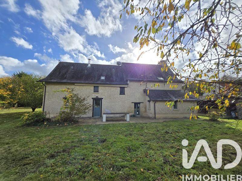 Maison - 180 m² - 8 pièces