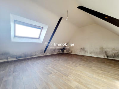 Maison - 97 m² - 5 pièces