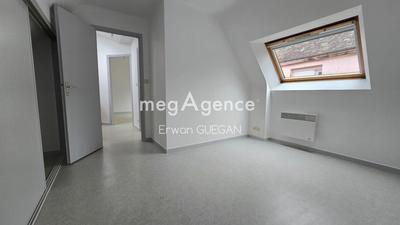 Maison - 250 m² - 4 pièces