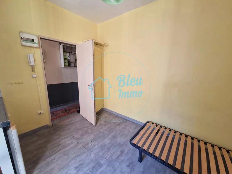 Immeuble - 215 m² - 12 pièces