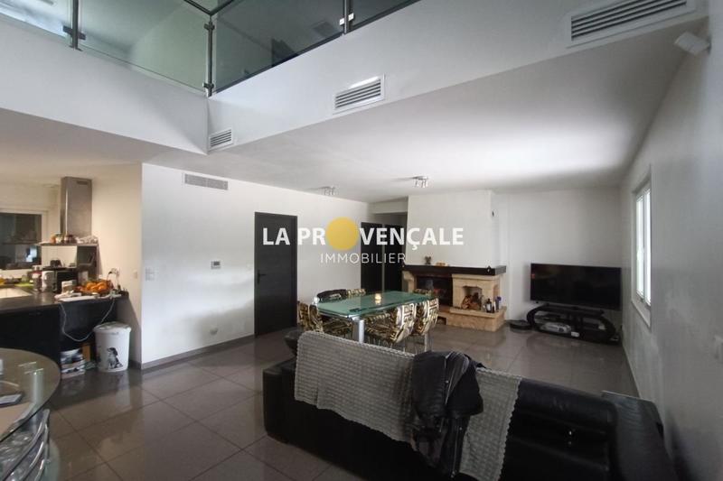 Maison - 166 m² - 5 pièces