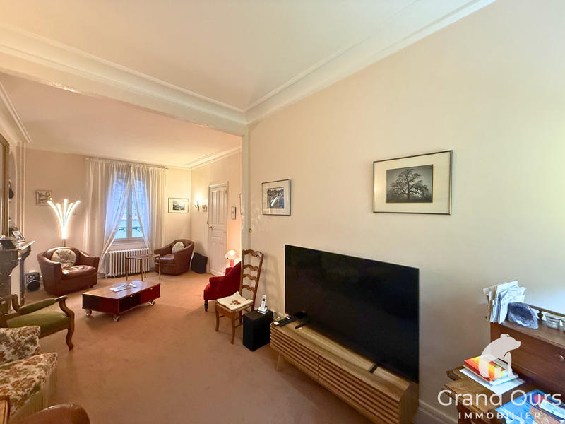 Maison - 142 m² - 6 pièces