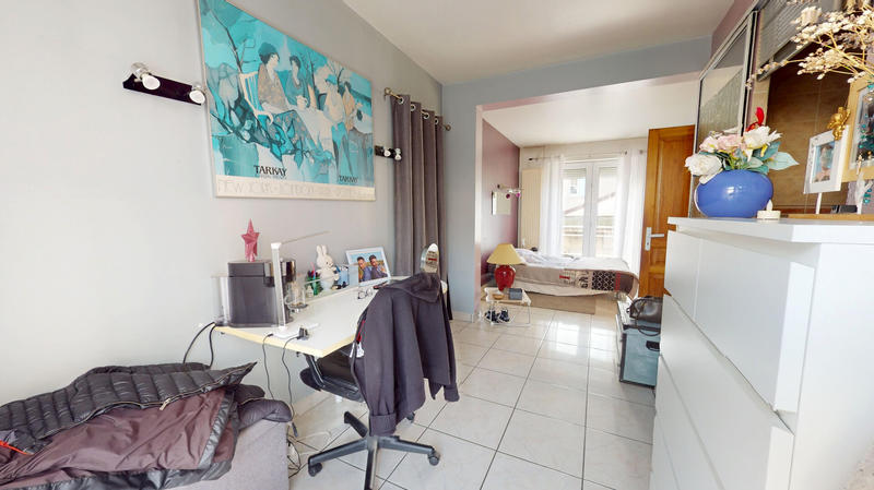 Maison - 140 m² - 5 pièces