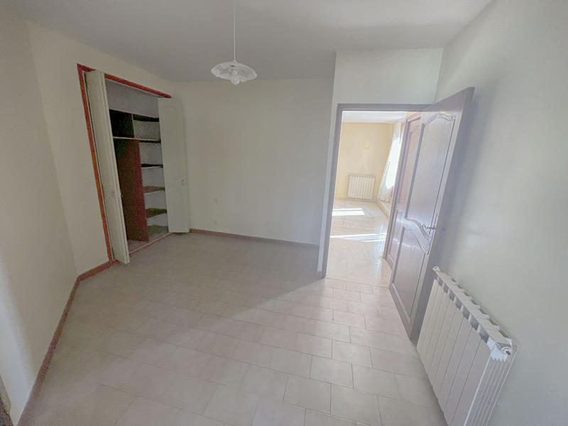 Maison - 199 m² - 6 pièces
