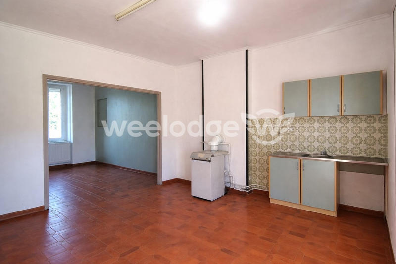 Maison - 140 m² - 9 pièces