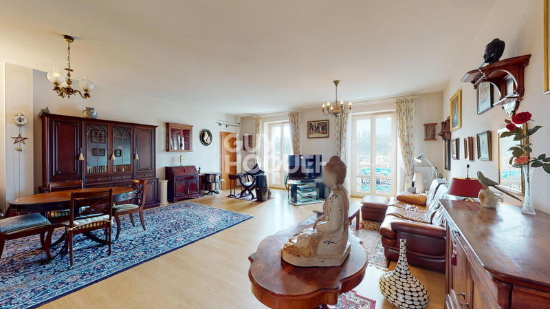 Appartement - 134 m² - 5 pièces