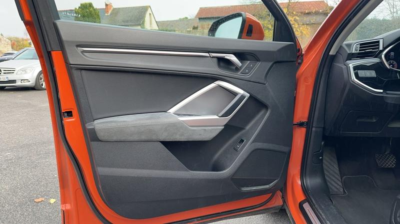 Audi Q3 35 Tdi 150 s-Tronic 7 Design Luxe - Première main Automatique