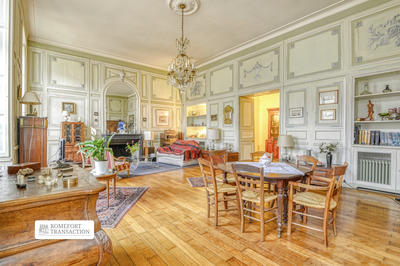 Appartement - 148 m² - 4 pièces